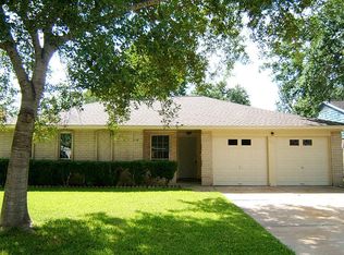 950 Buoy Rd, Houston, TX 77062