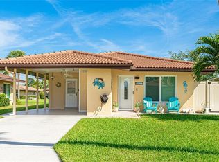 3213 Cambridge Ave, Bradenton, FL 34207