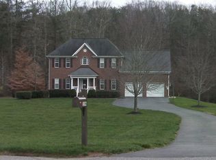 1196 Pebble Meadows Dr, Lewisville, NC 27023