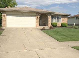 17545 Mulberry Ave, Tinley Park, IL 60487