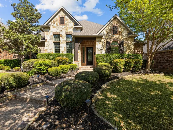 429 S Hampton Ct, The Colony, TX 75056