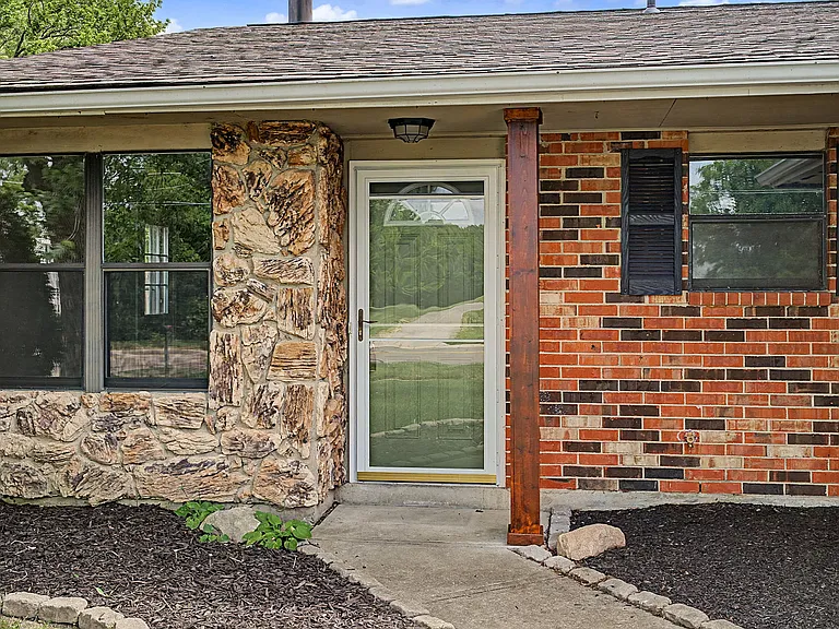 6334 Shull Rd — Photo 2