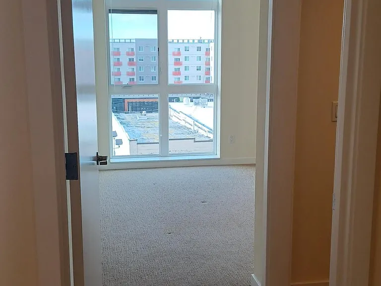 Aero Apartments — Photo 73