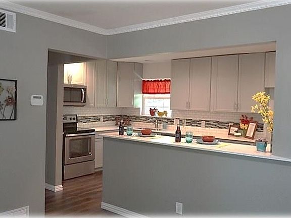 5th image of 2822 Materhorn Dr