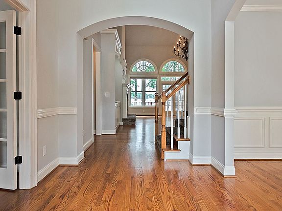 5th image of 267 Lake Mist Dr