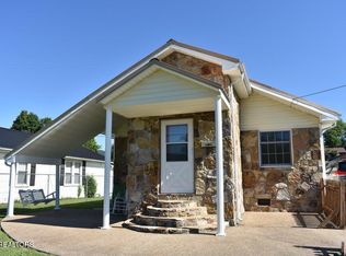 806 Manchester Ave, Middlesboro, KY 40965