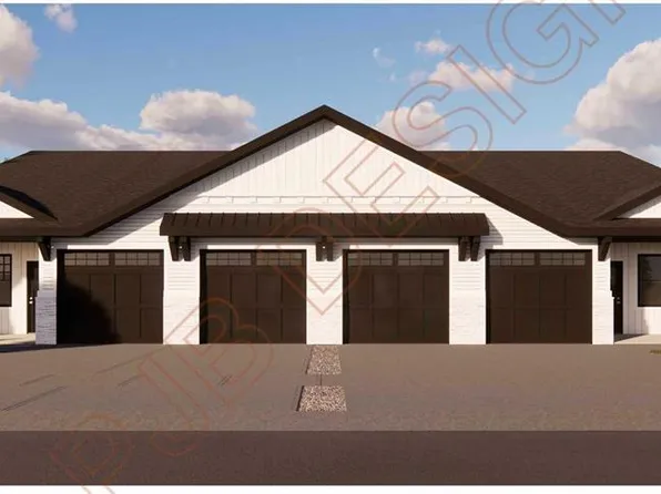 5463 S 55th Ave #5, Lacombe, AB T4L 1M1