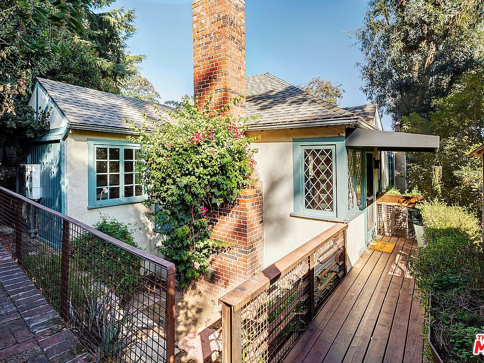 1st image of 2040 N Alta Vista Ave