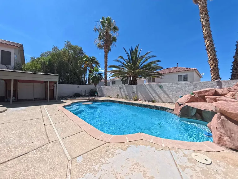 8330 Hipwader Ct — Photo 55