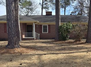 622 Garfield Dr, Fayetteville, NC 28303
