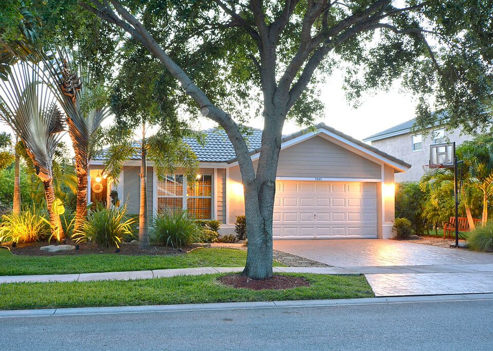 1st image of 7883 NW 70th Ave