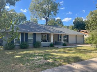 1403 S Meadows Dr, Austin, TX 78758