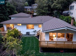 24 Las Vegas Rd, Orinda, CA 94563