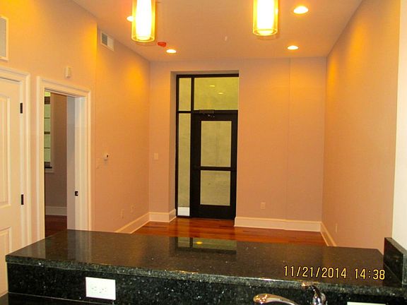 4th image of 615 S 6th St APT 104