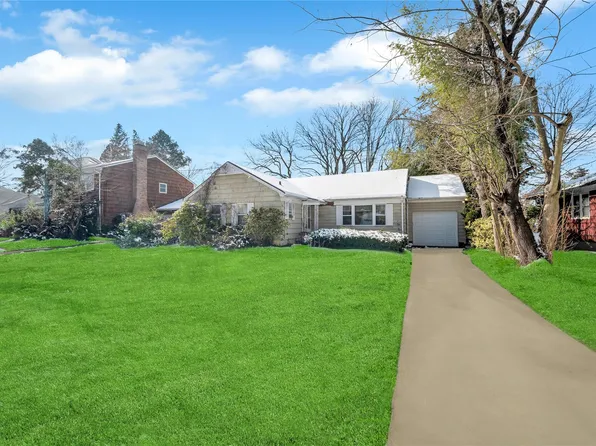 51 Tobin Avenue, Great Neck, NY 11021
