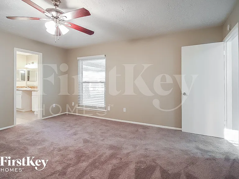 1111 Harpings Way — Photo 10