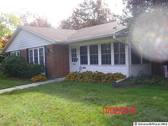 2nd image of 521 Portsmouth Drive #B