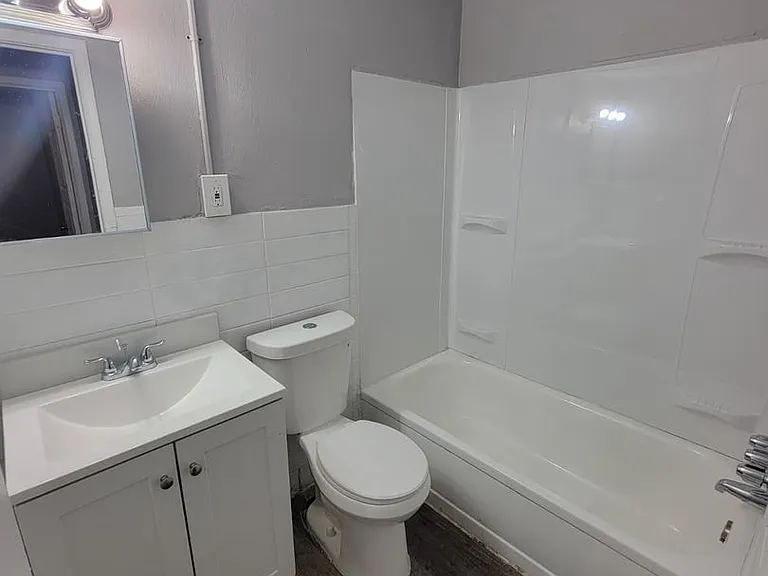 13420 Euclid Ave — Photo 84