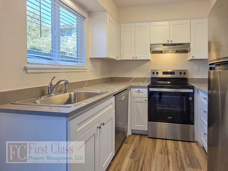 Westview Terrace — Photo 46