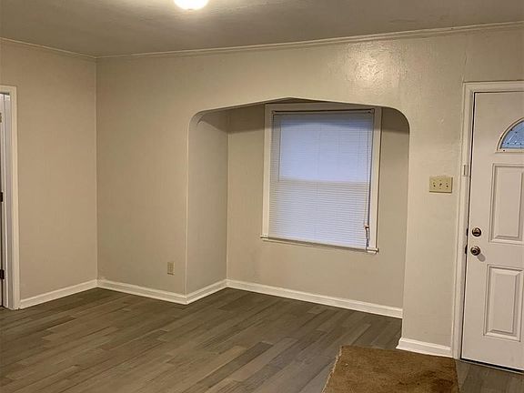 5th image of 3802 W Jackson St