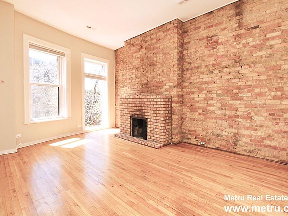 4th image of 418 W Belden Ave APT 2E