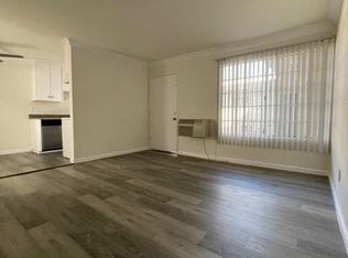 15522 Vanowen St #A104, Van Nuys, CA 91406