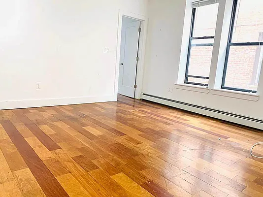 Rented by GROOME REALTY LLC | media 17