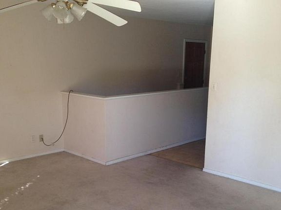 5th image of 2516 Redwood St