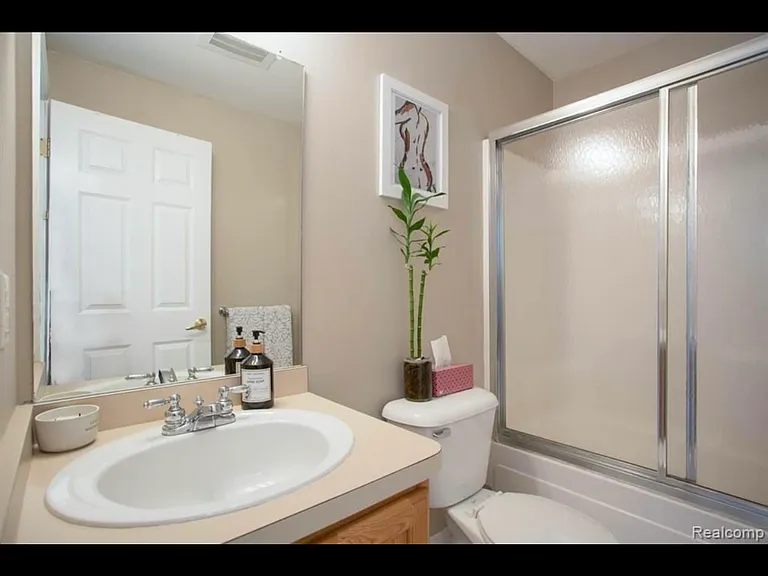 2803 Barclay Way — Photo 77