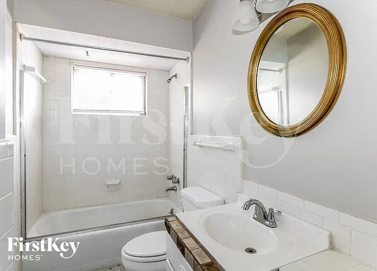 4560 Parkwood Rd — Photo 13