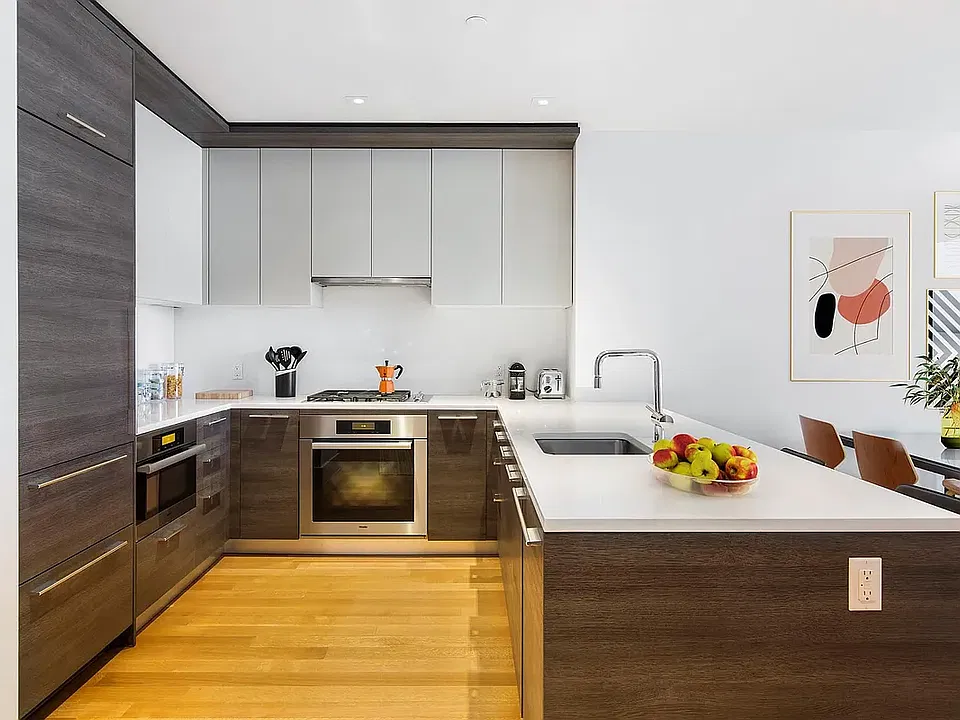 101 Leonard St #4A