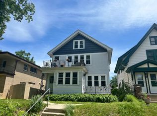 4470 N Larkin St, Milwaukee, WI 53211