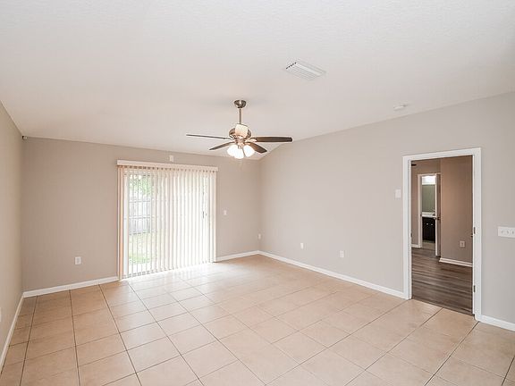 3rd image of 5107 Johnson Creek Dr