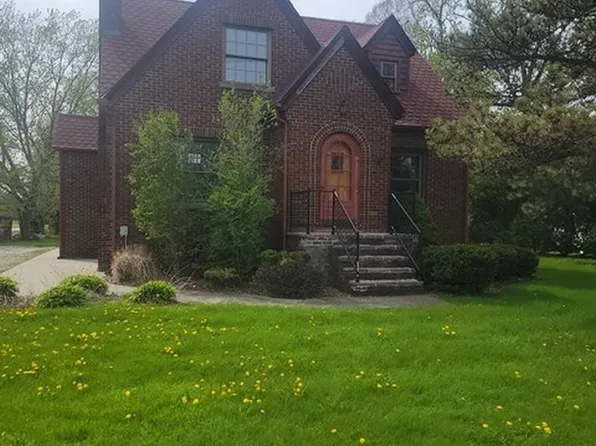 1910 S Reese Rd, Reese, MI 48757