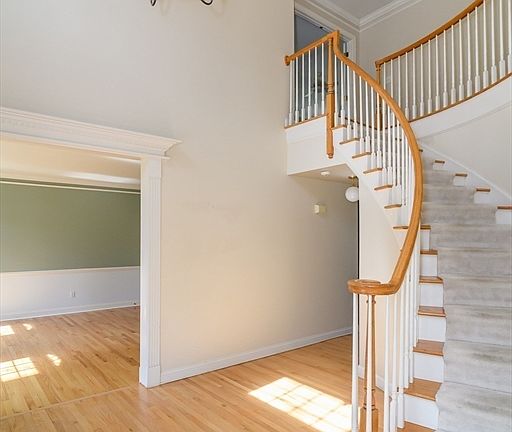 5th image of 25 Greenwood Rd