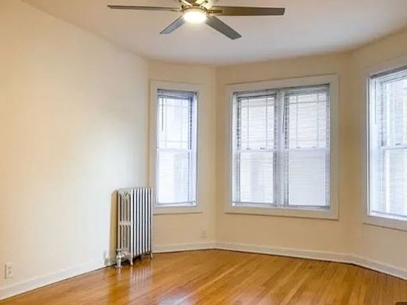 5th image of 4518-4522 N Greenview Ave #4522-2B