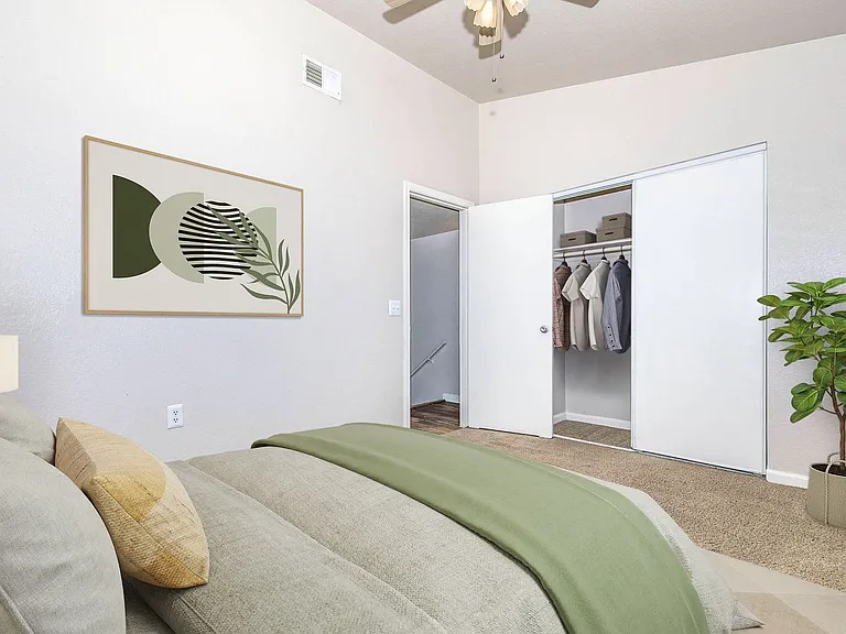 Palm Desert Apartments — Photo 95