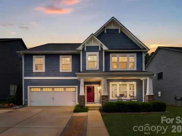 2238 Bluebell Way, Tega Cay, SC 29708