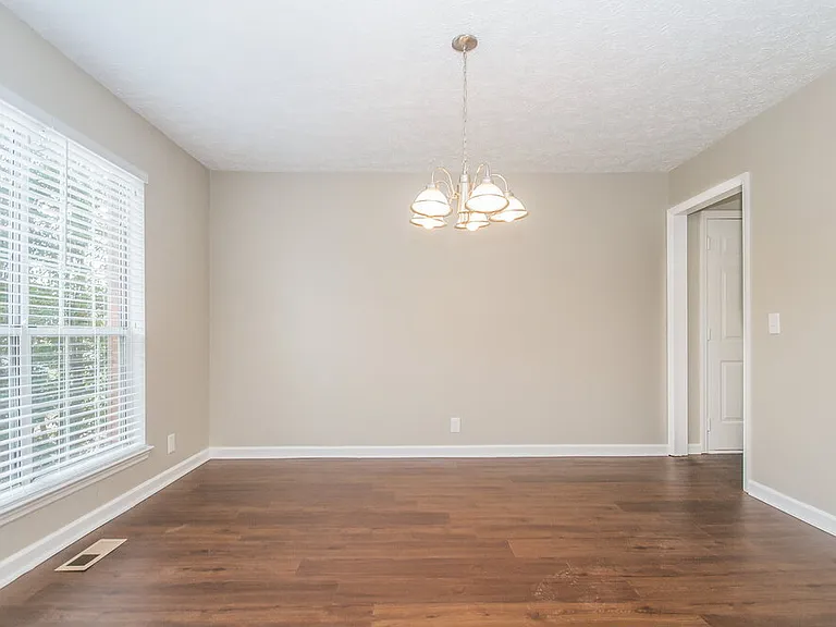 6005 Bradford Hills Dr — Photo 4