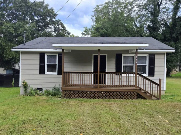 118 Griffith St, Winder, GA 30680