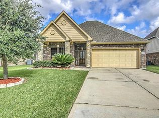 5119 Creekside Ave, Cove, TX 77523