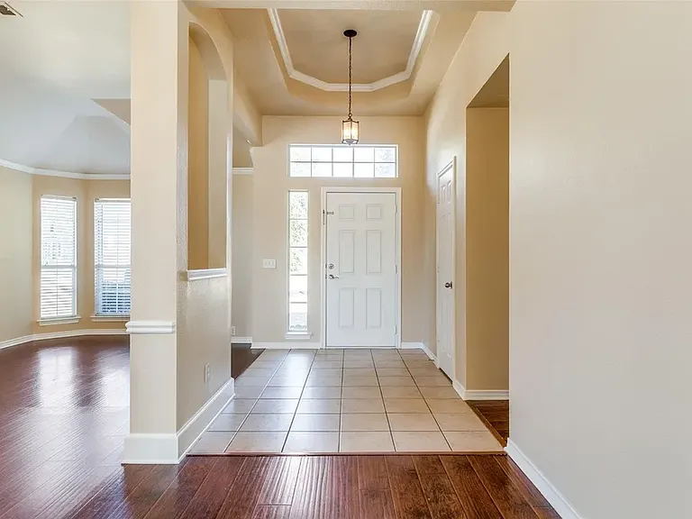 11431 Wovenedge Ct — Photo 2
