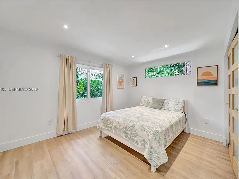 14995 NE 9th Ave — Photo 18