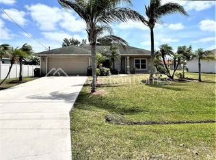 1462 SW California Blvd, Port Saint Lucie, FL 34953