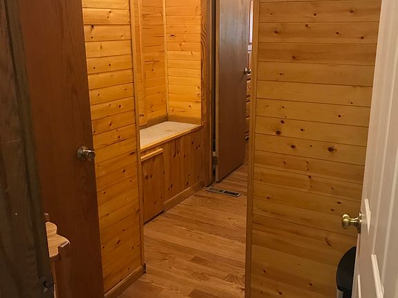 Master bath closet entry