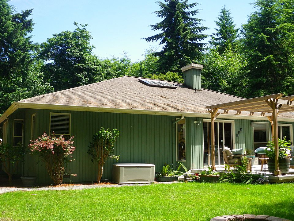 2nd image of 9632 NE Day Rd E