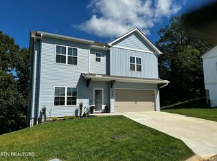 9800 Moon View Way, Knoxville, TN 37931