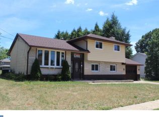 28 Lillian Pl, Glendora, NJ 08029