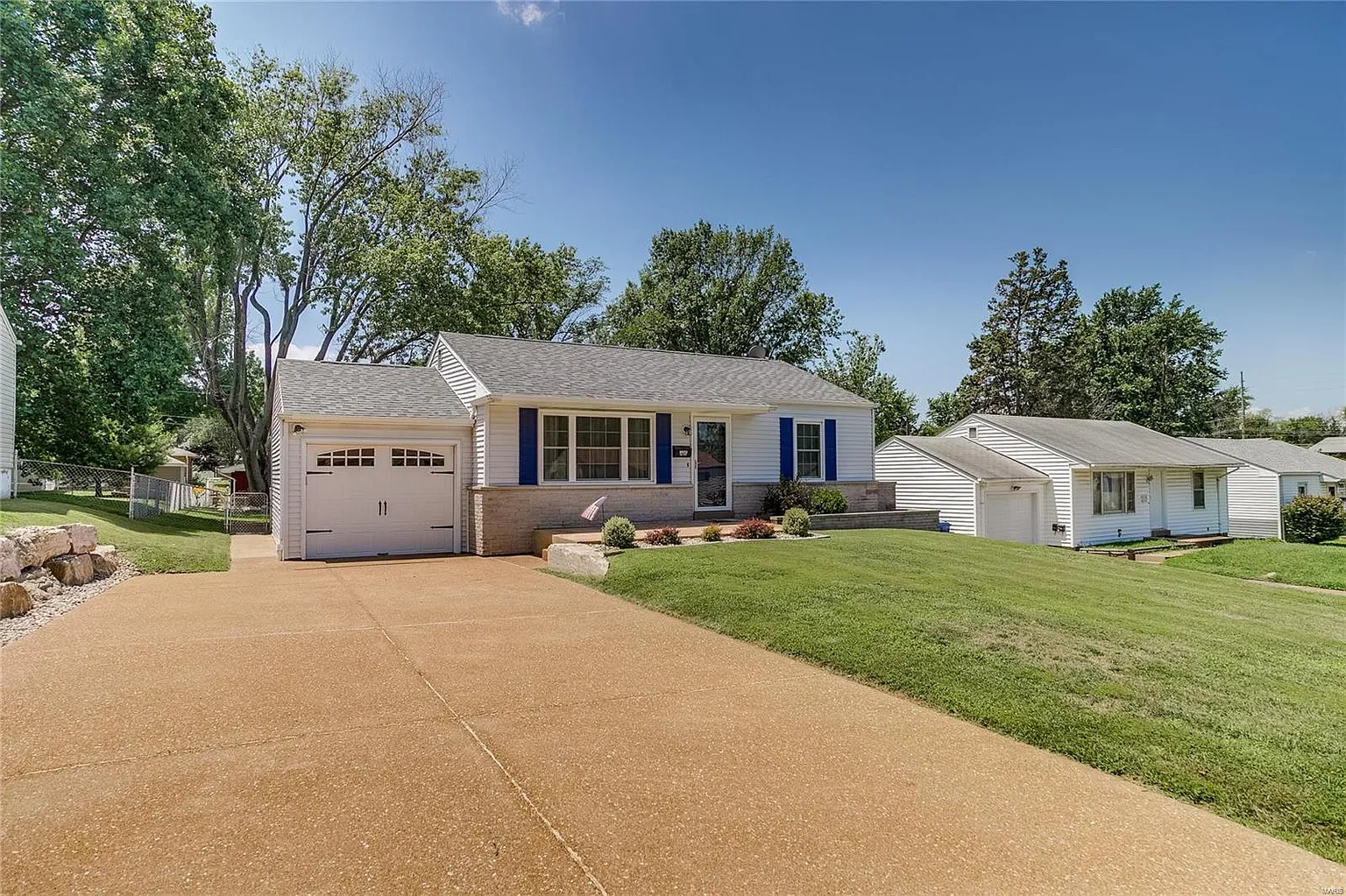 9920 Jan Dr photo 1