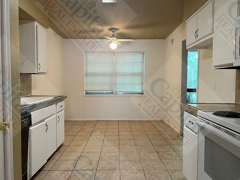 1715 E Lindsey St #2 — Photo 8